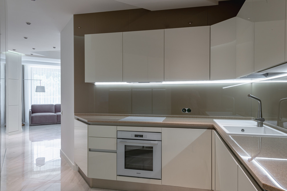 ЖК ЗАЗЕРКАЛЬЕ 410