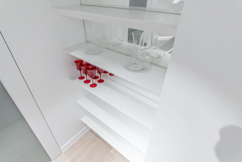 Квартирный вопрос. В греческом зале