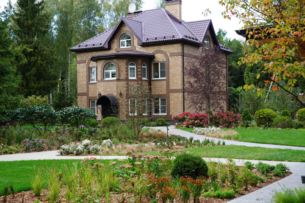 Круговорот цвета. Дубровка 2021