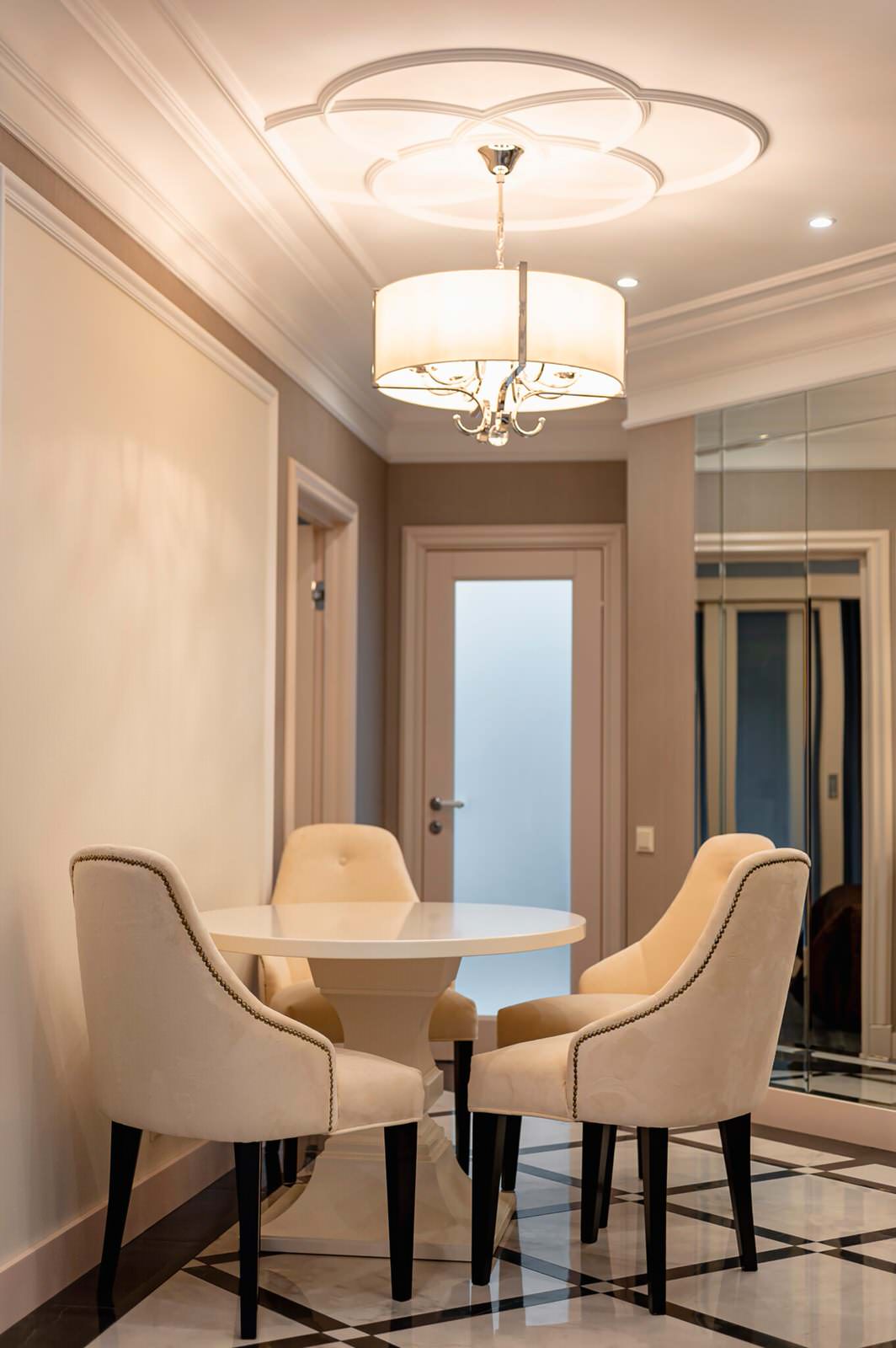 ЖК ЗАЗЕРКАЛЬЕ 408