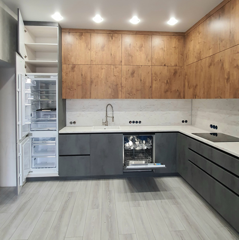 Кухня угловая под потолок современная