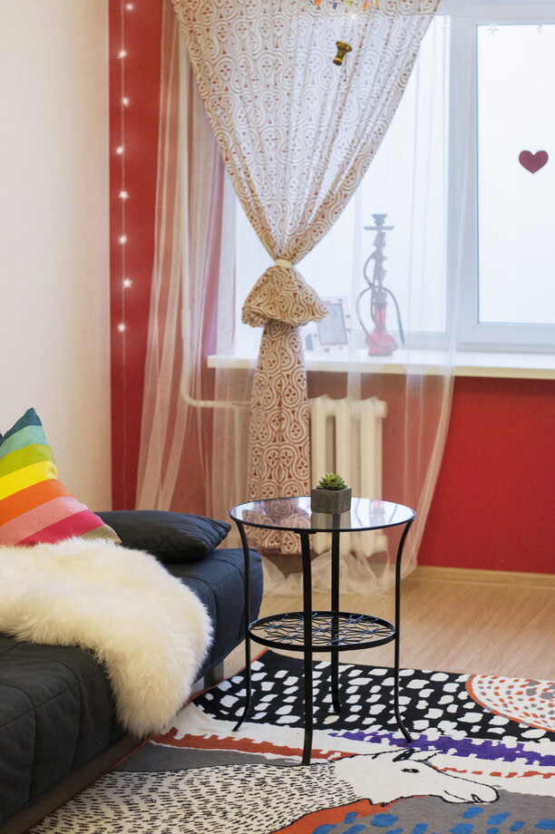 Яркая гостиная