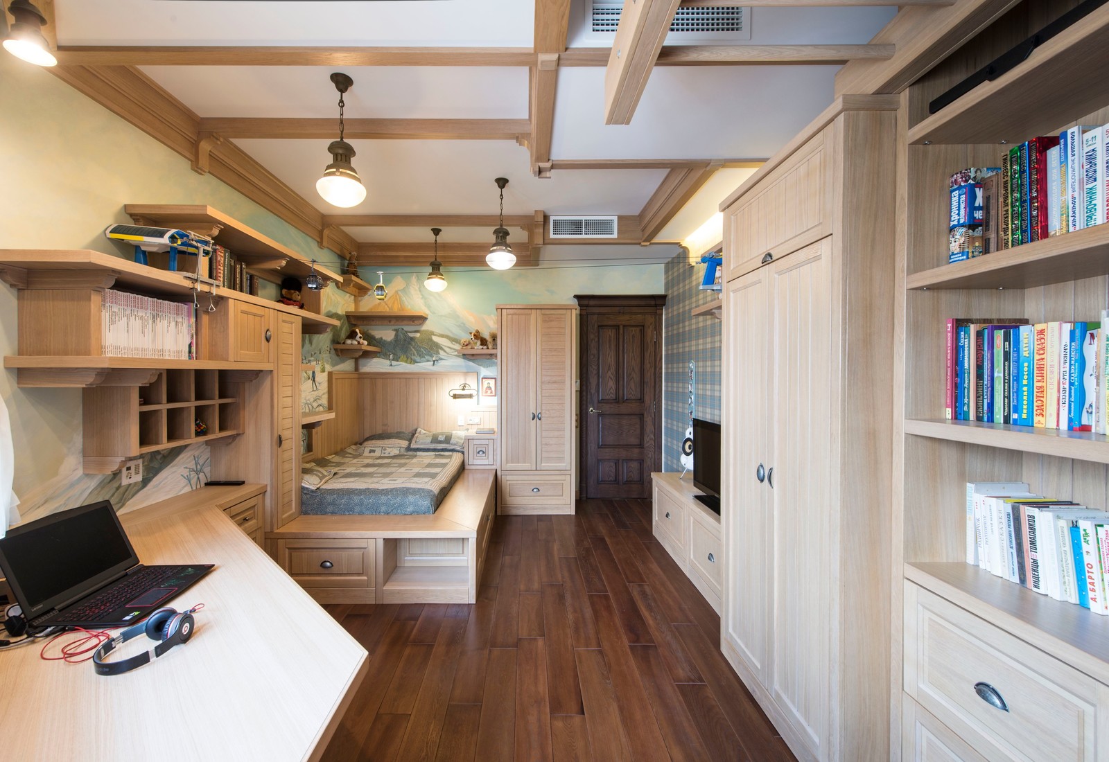 Комната младшего сына