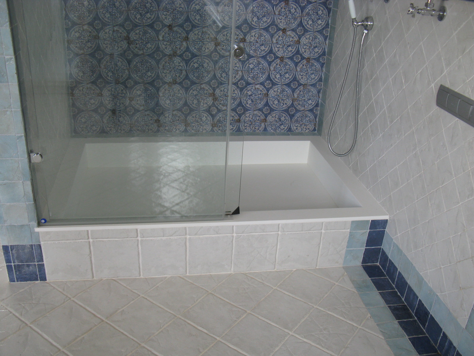 Душевые поддоны