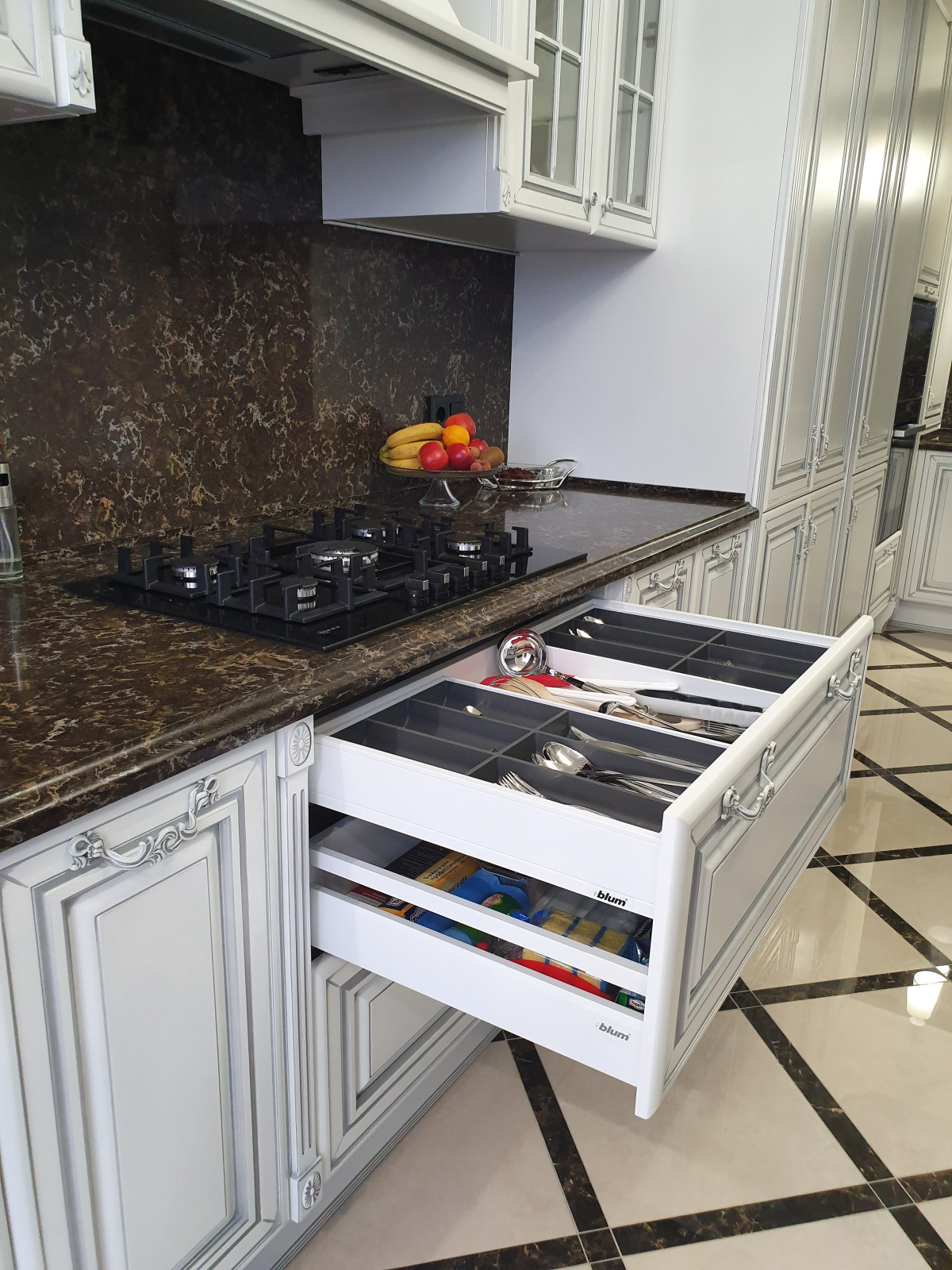 Кухня в классическом стиле, ул. Мередианная, г. Казань