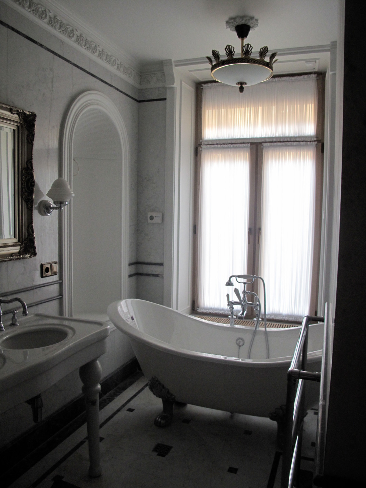 Квартира в центре Санкт-Петербурга