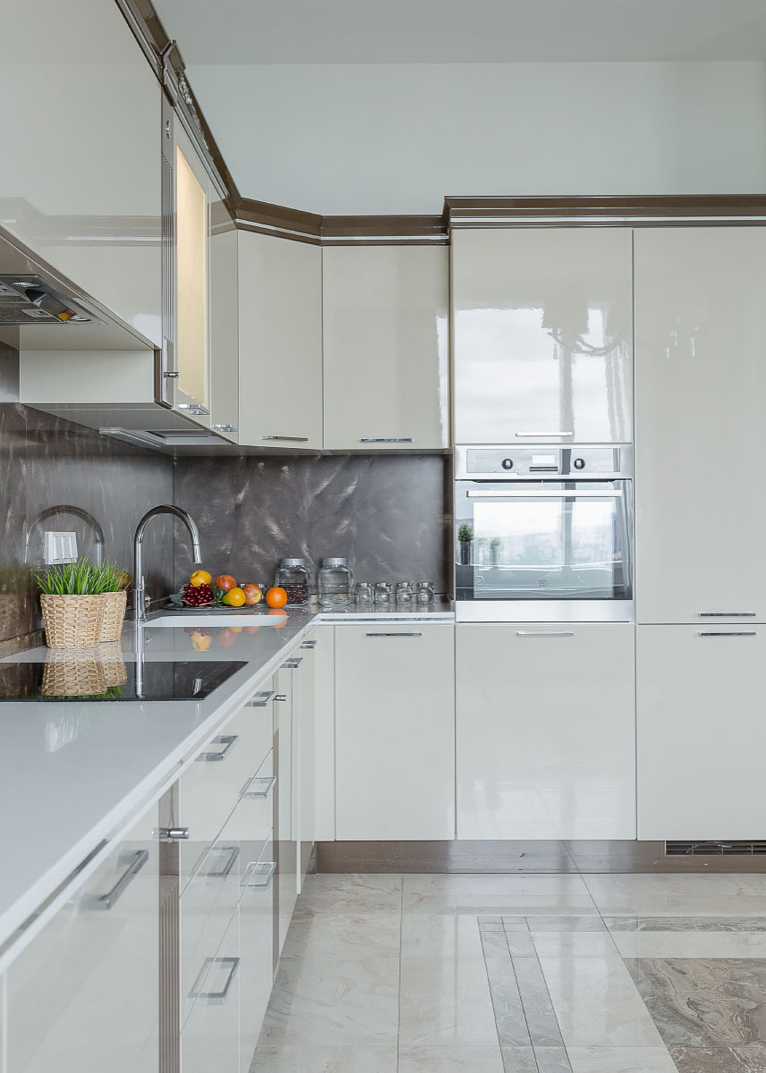 Мосфильмовская 8