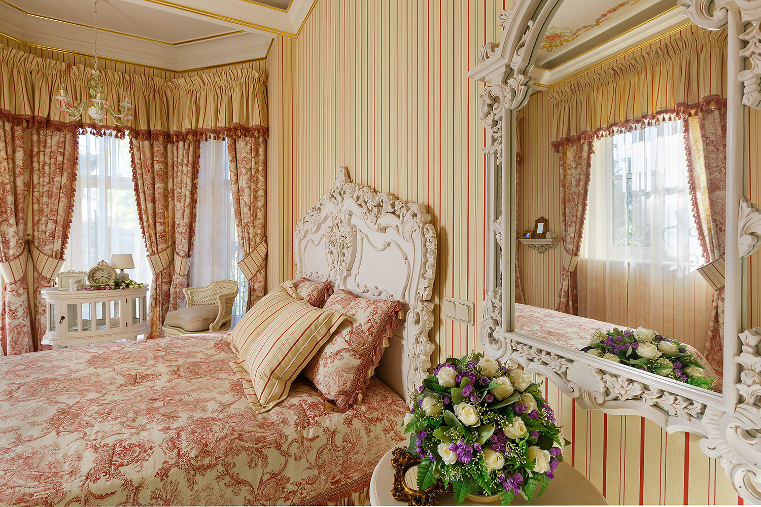 Дом в пригороде Санкт-Петербурга