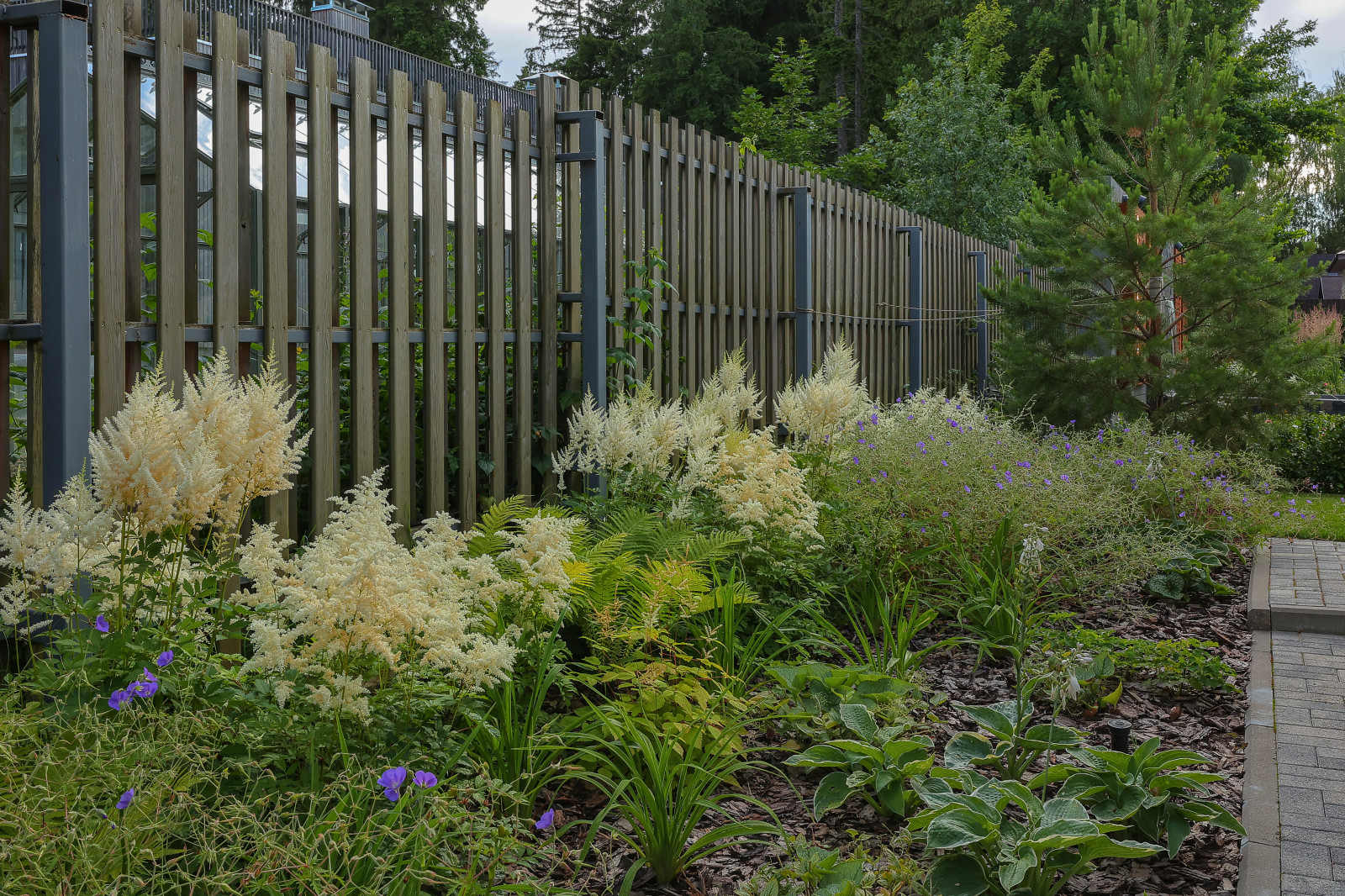 Сад в КП "Уварово"