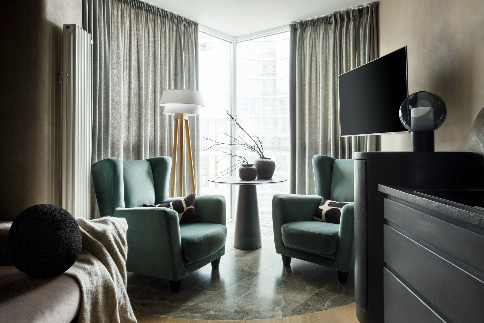 Кухня-гостиная в приглушенных тонах