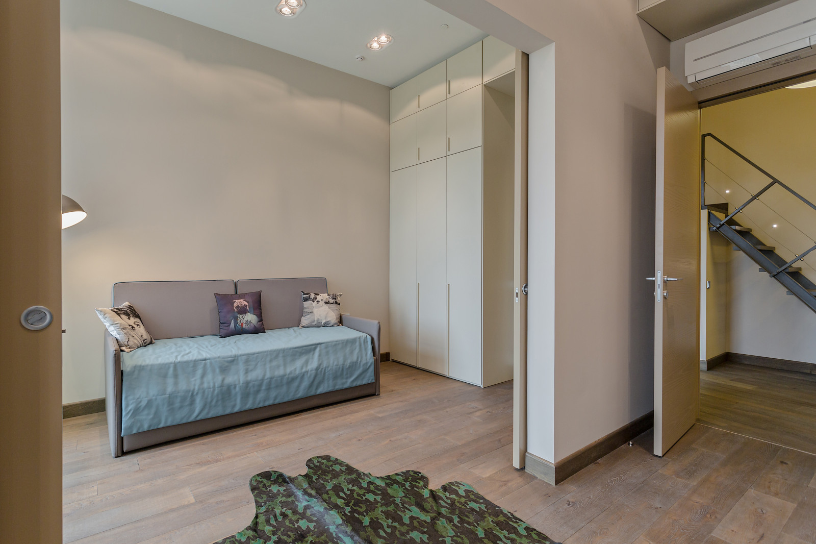 Просторная 4х комнатная квартира на Дубровке