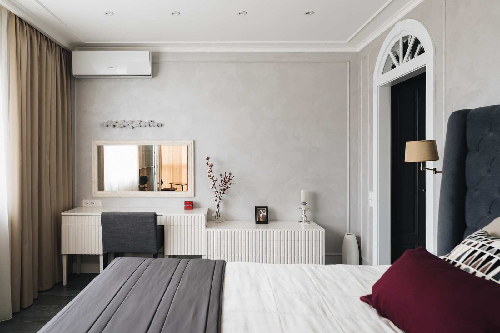 Обложка альбома: спальня