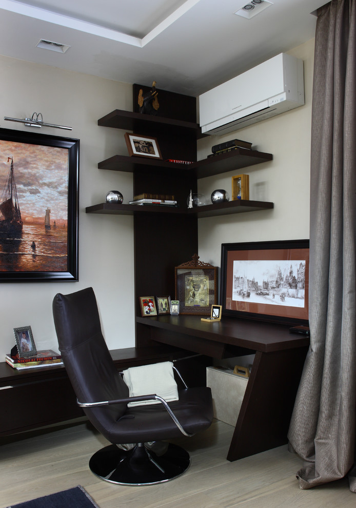 Houzz тур: Мужской интерьер, вдохновленный абстрактной живописью