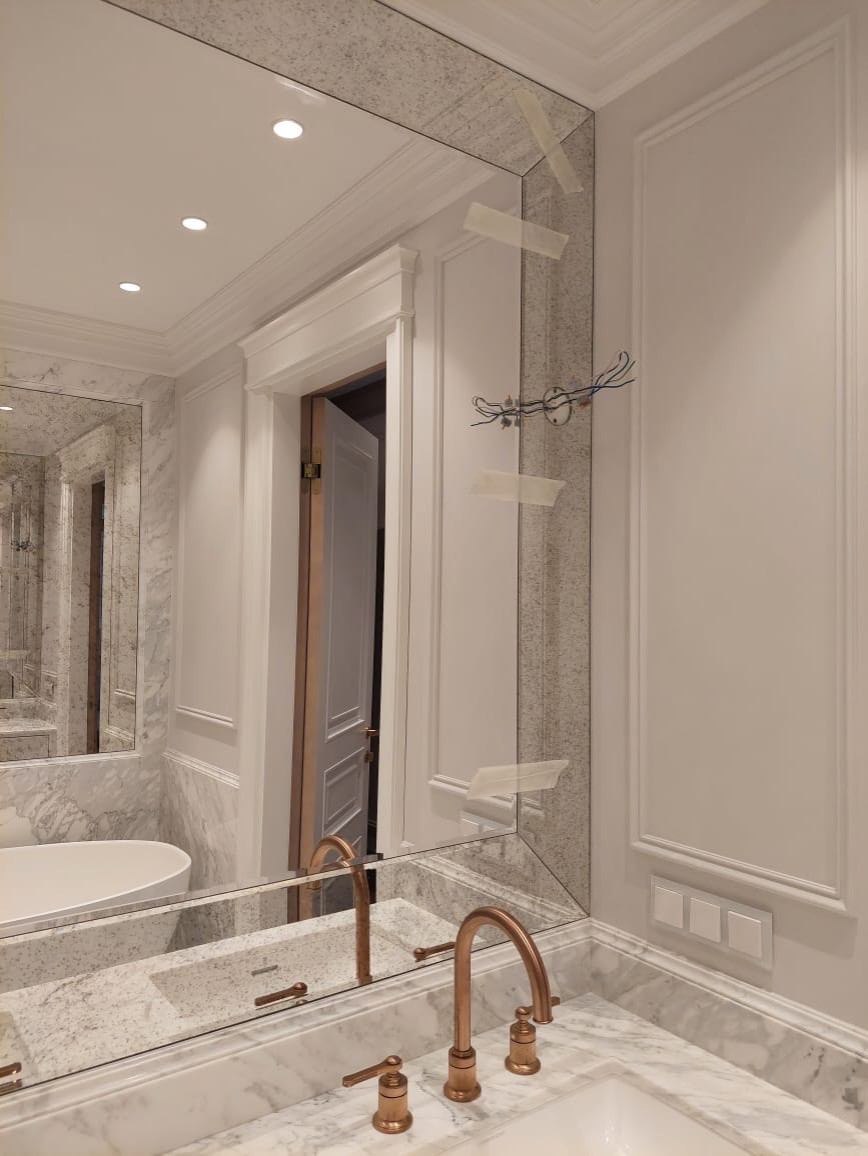 Зеркальное панно