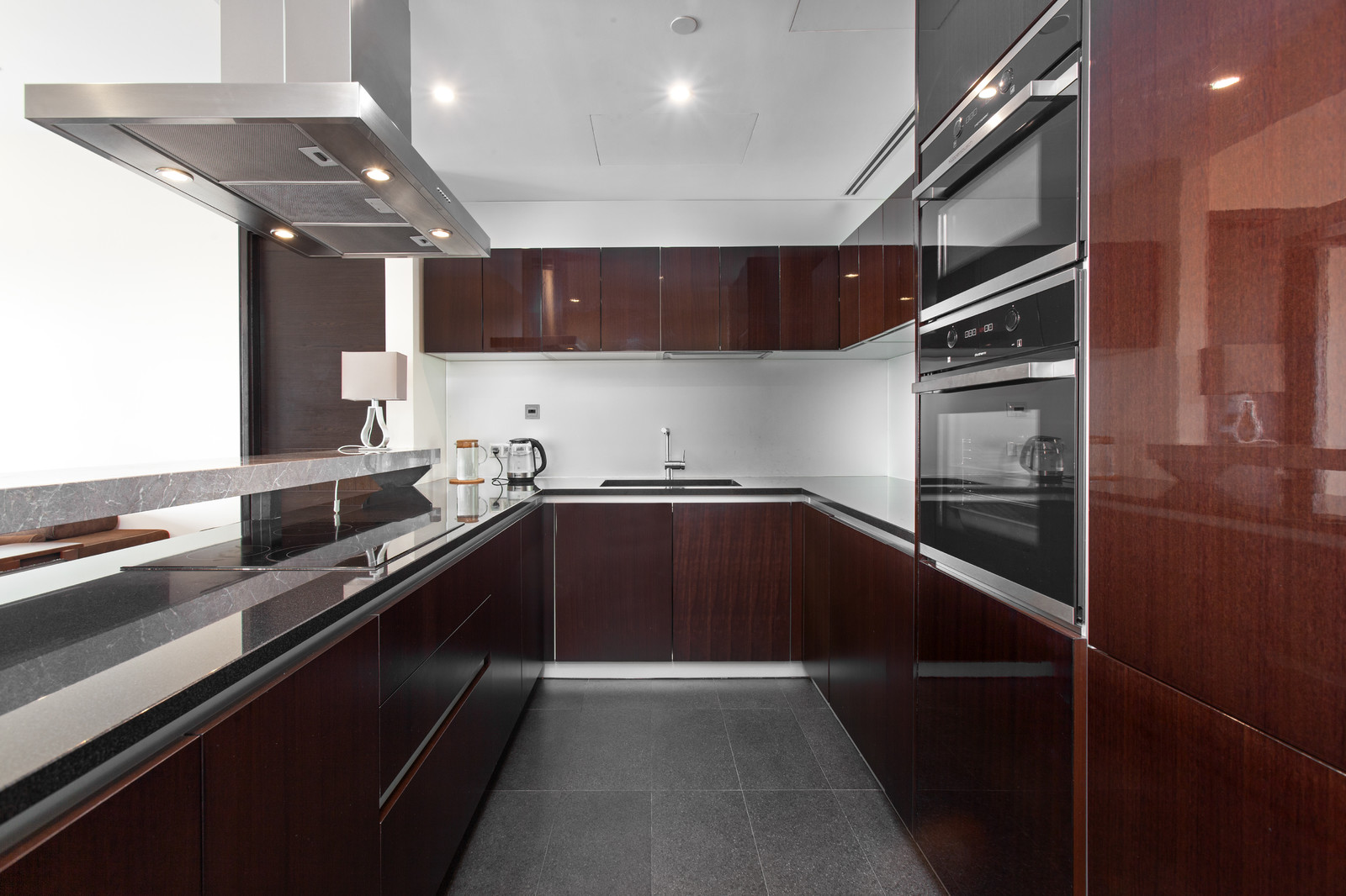 Апартаменты в башне ОКО