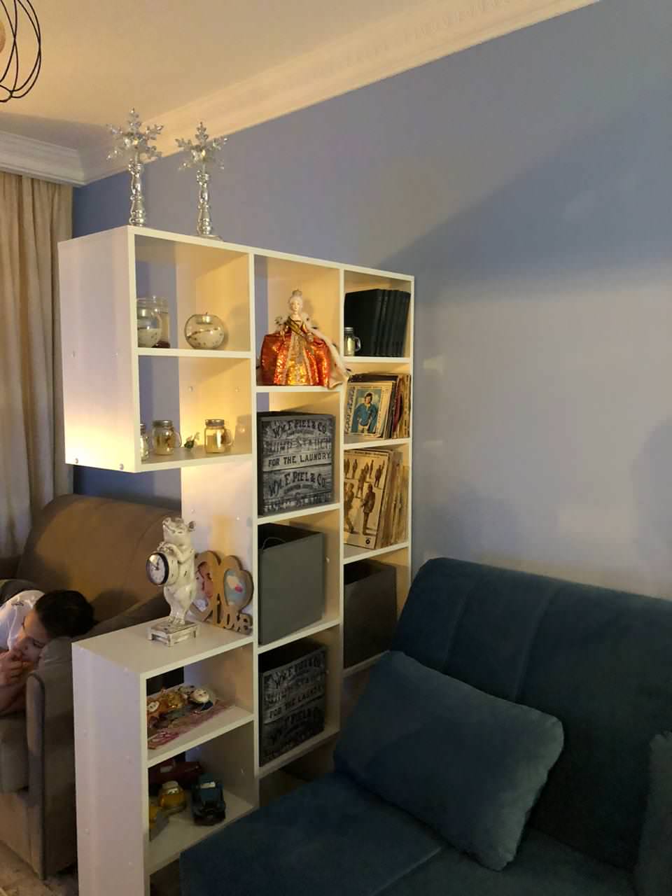 Современный черный