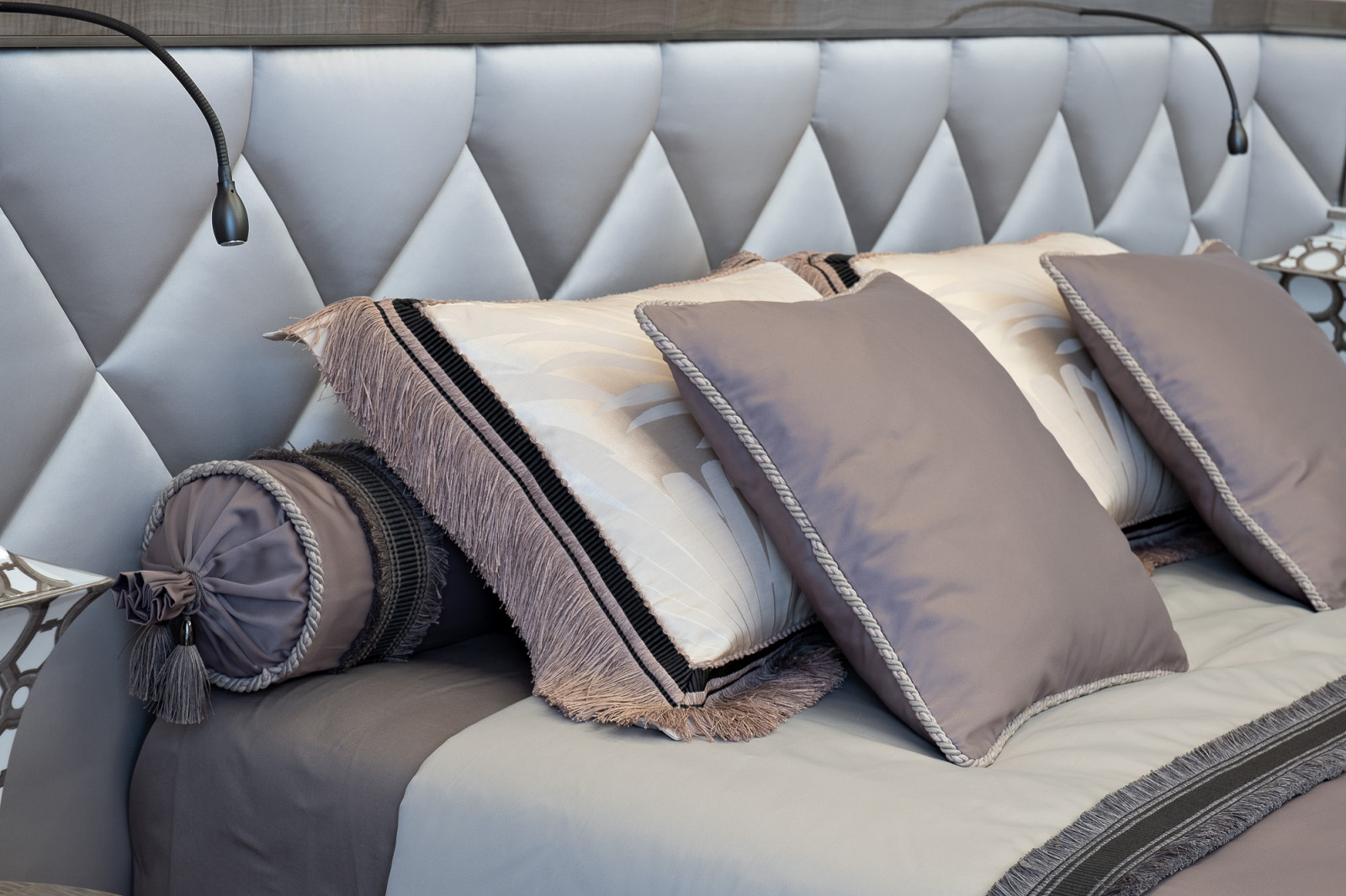 Дом на набережной