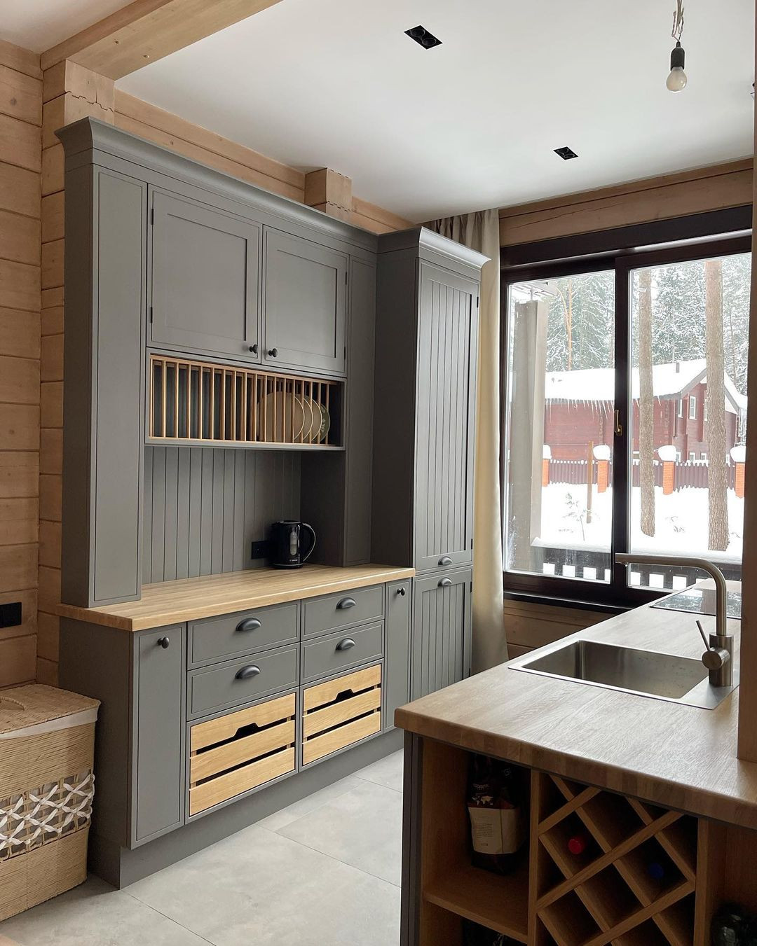 Обложка проекта: Кухня в загородный дом