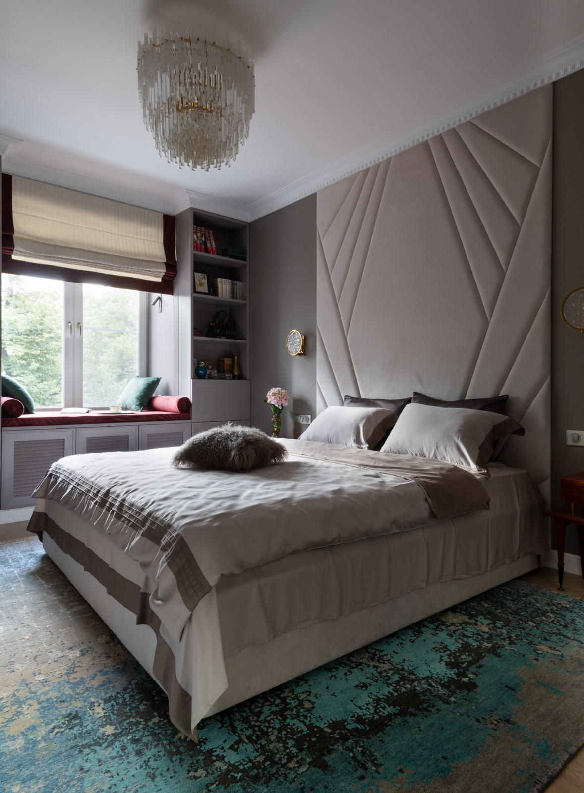 Квартира с видом на Патриарший пруд