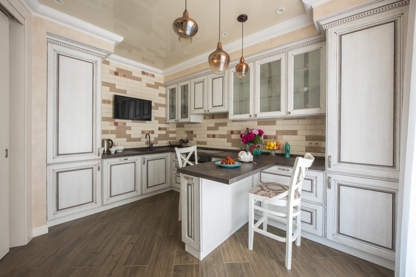 Квартира для двоих фотосветлаякухня, к