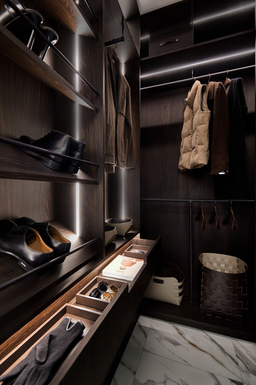 Индивидуальный проект мебели для гардеробной