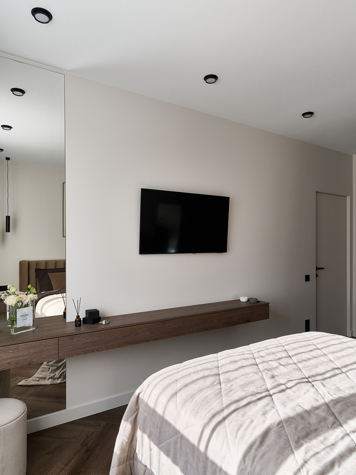 Квартира по дизайн-проекту студии 9.10 interior. Санкт-Петербург