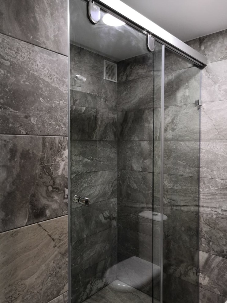 Обложка проекта: Стеклянная раздвижная перегородка