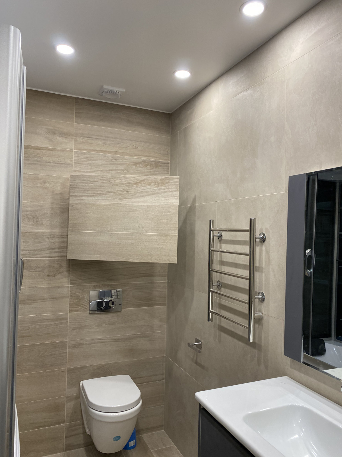 Дизайнерский ремонт салона красоты