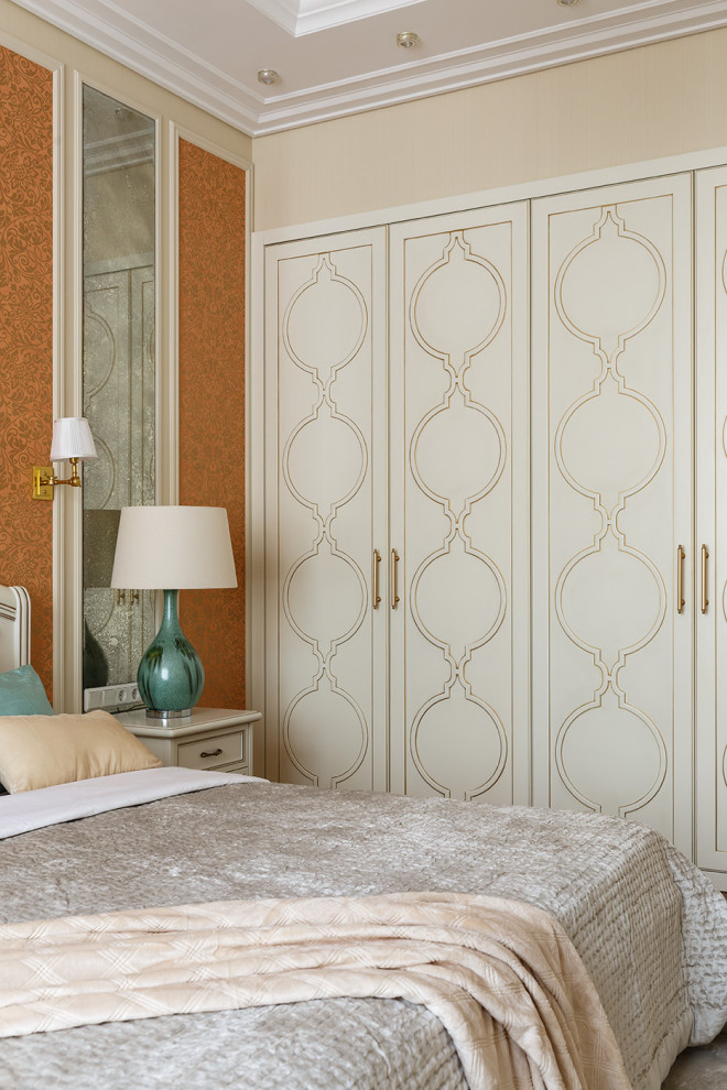 Цветущий сад на Смольном