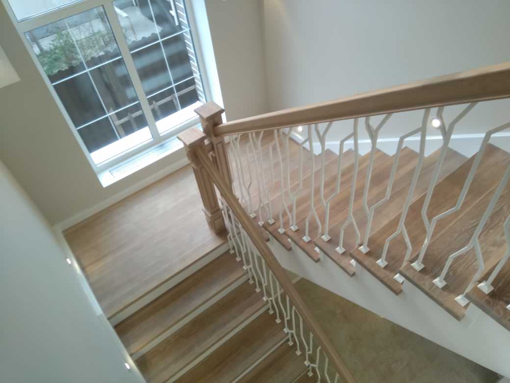 Отделка бетонной лестницы