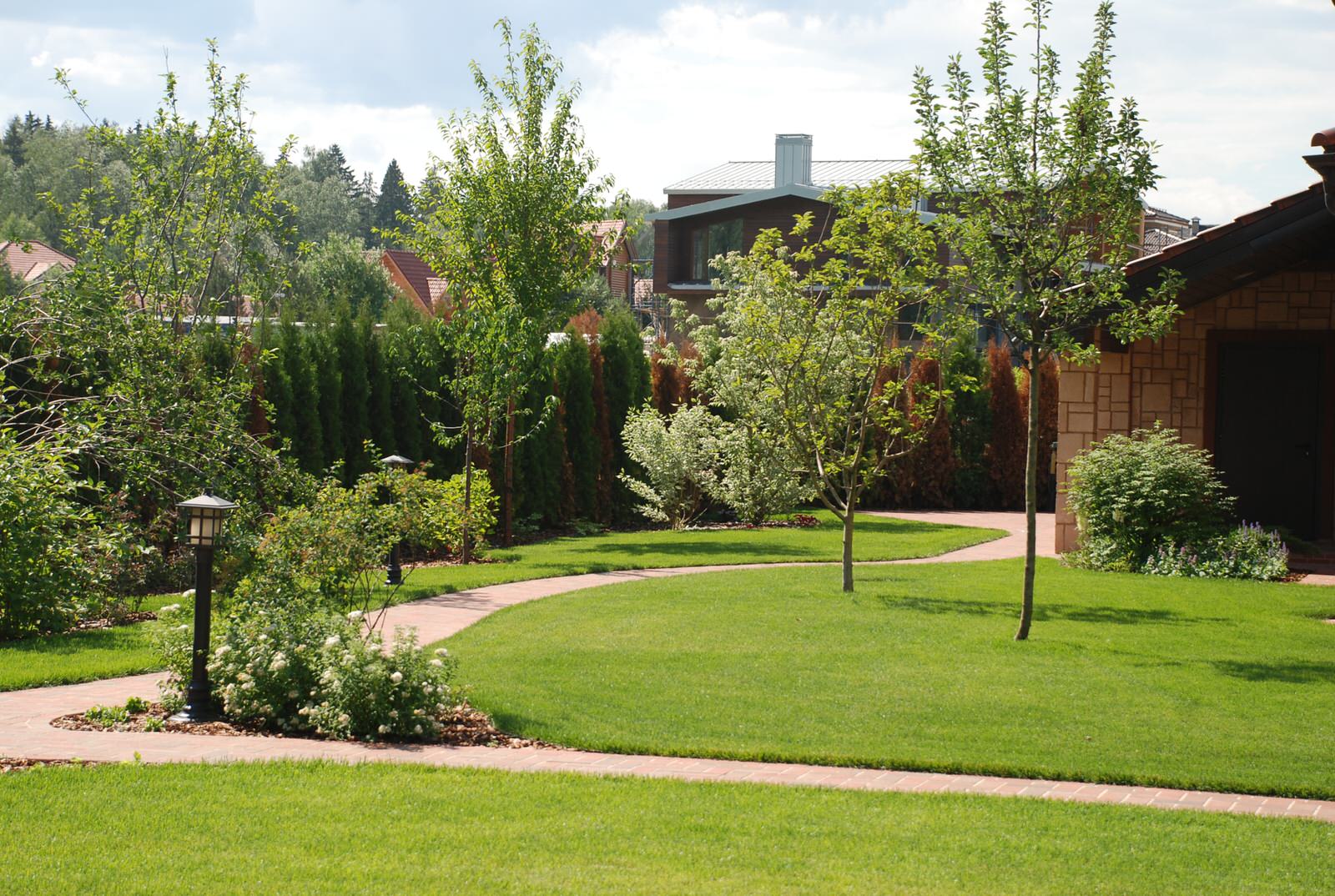 Сад в КП "Миллениум Парк"