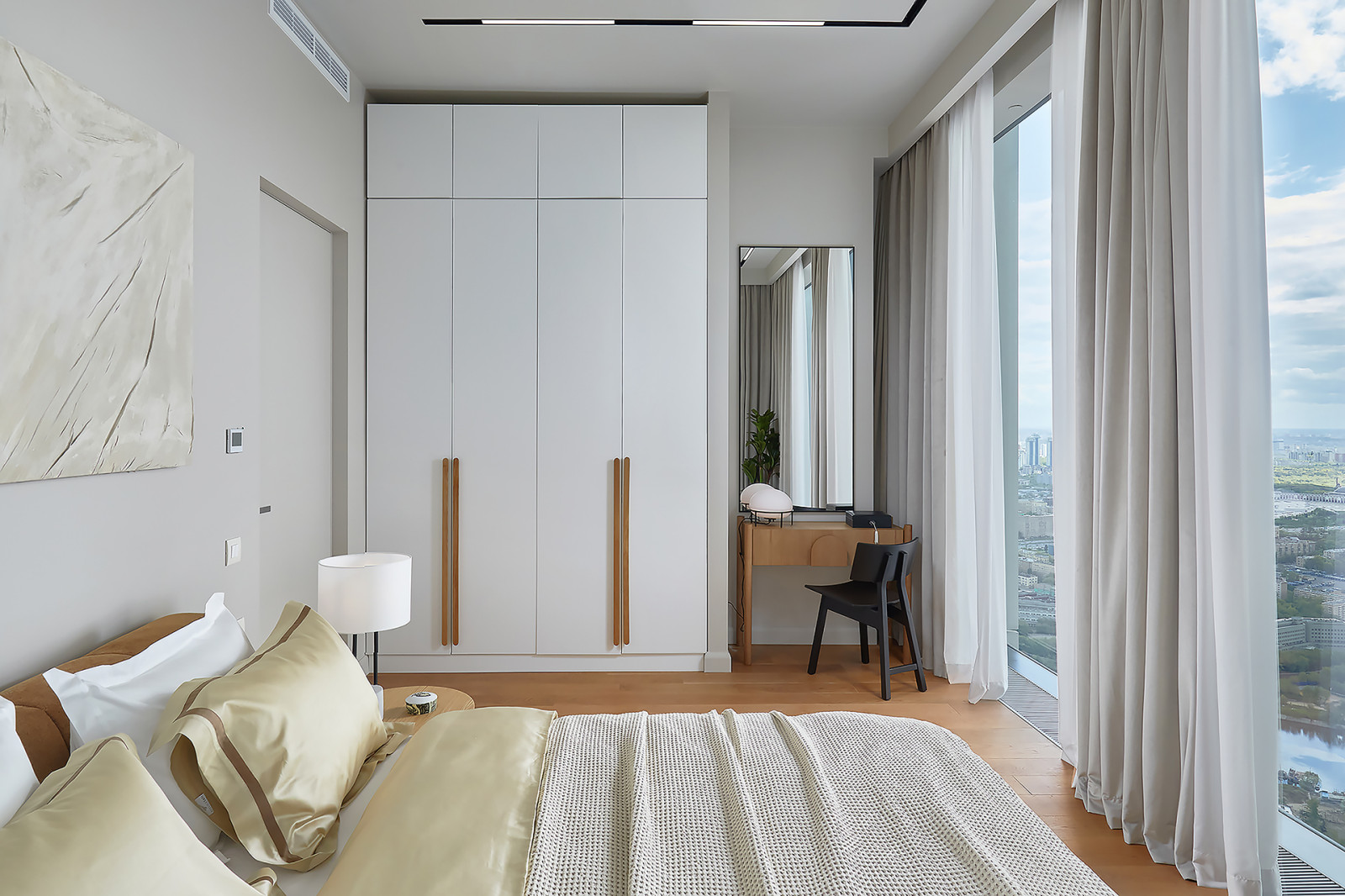 Квартира в Москва-Сити 2 (бежевое дерево)