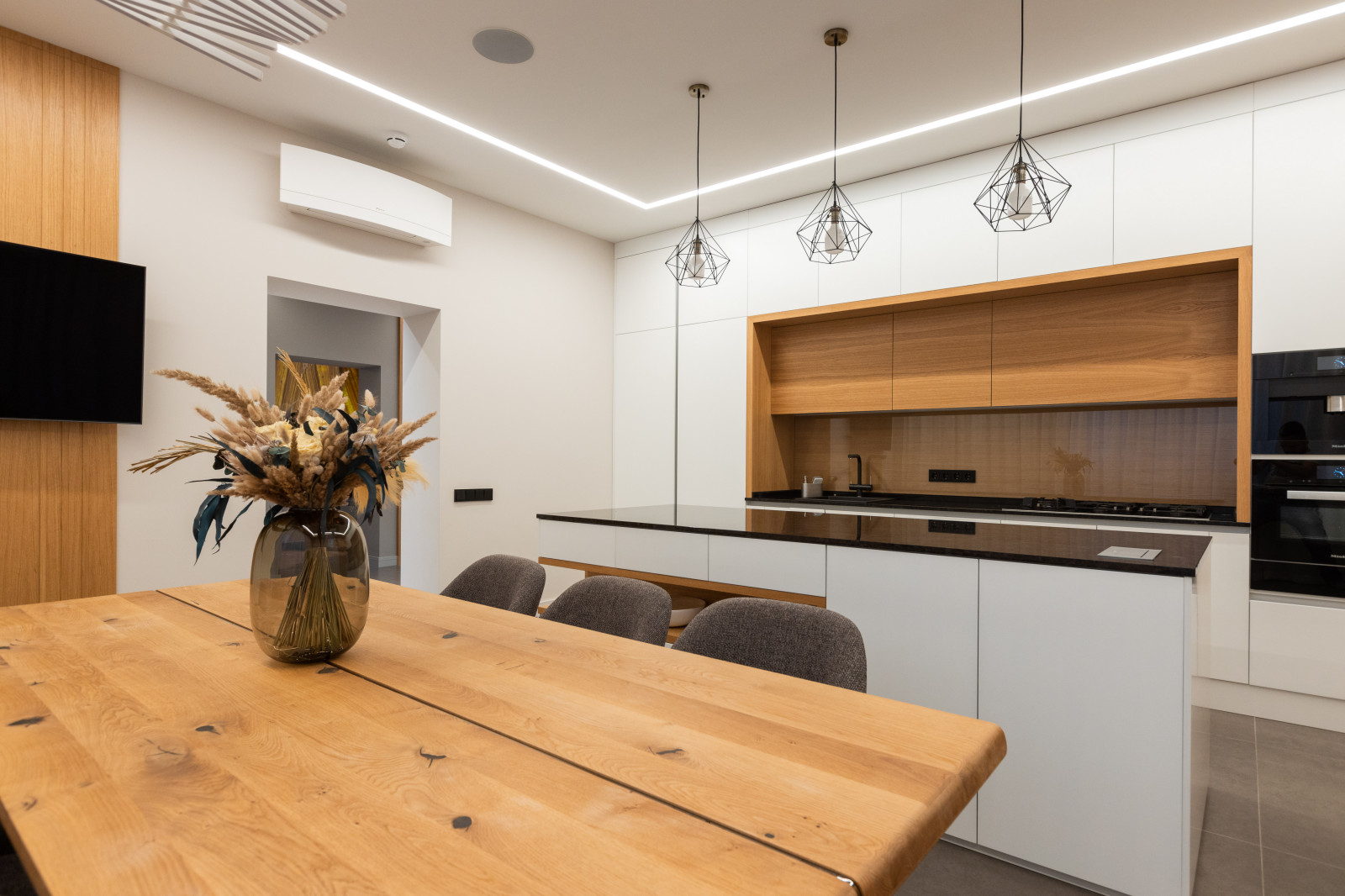 дом 650кв.м.