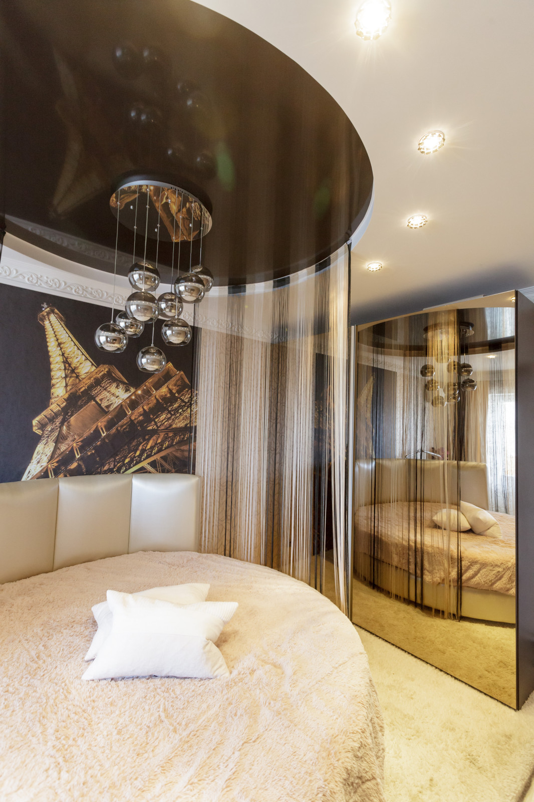 Черное и цветное