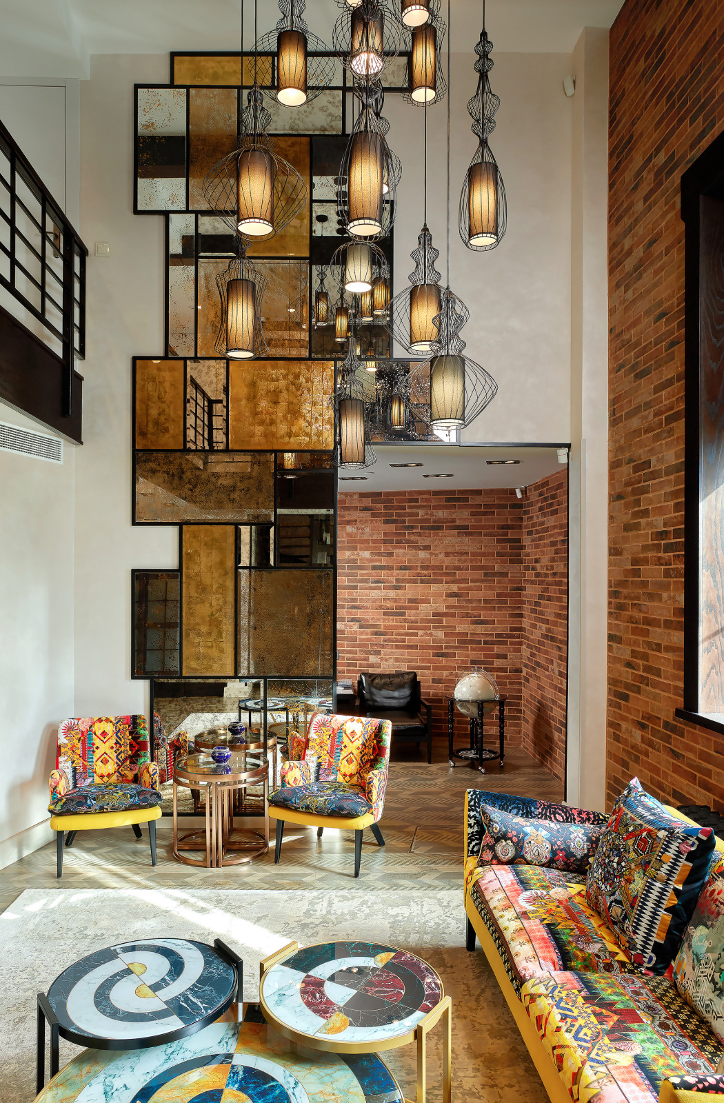 Обложка проекта: Квартира в центре Москвы,6 этажей