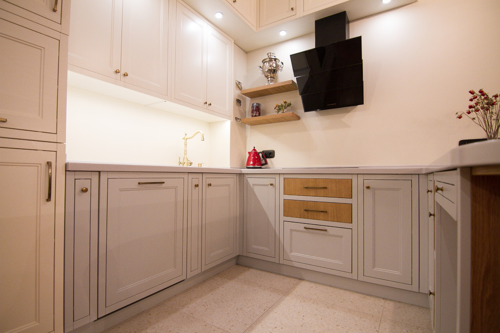 Бело-серая кухня в Москве