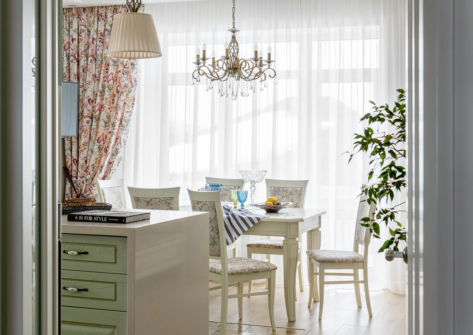 Обложка проекта: Реализация интерьеров частного дома на Океанской