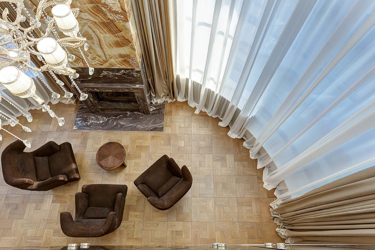 Дом в бежевых тонах