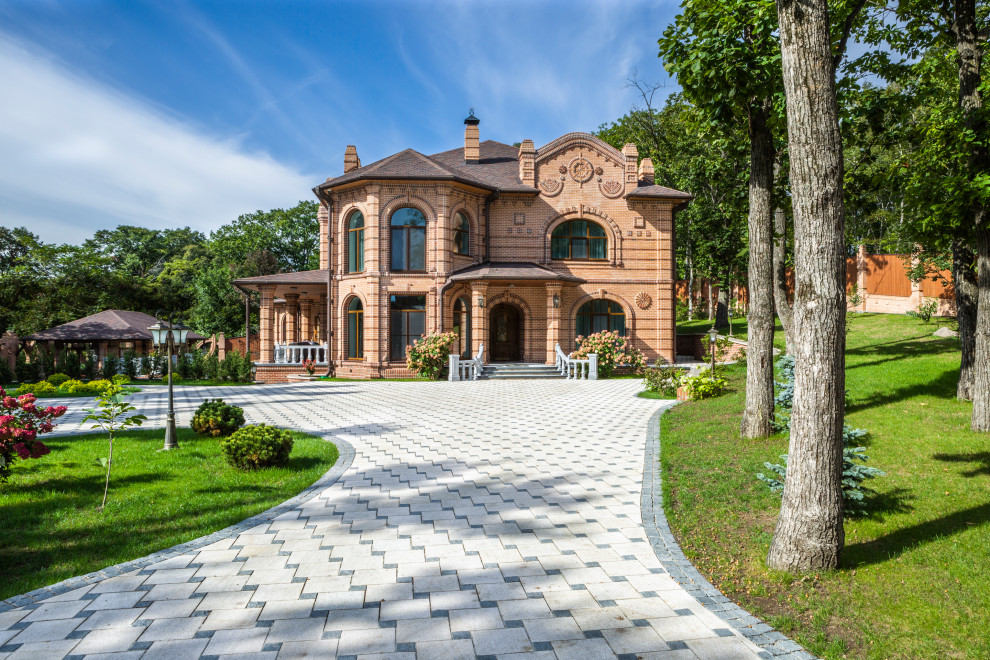 Загородный дом (усадьба) из кирпича