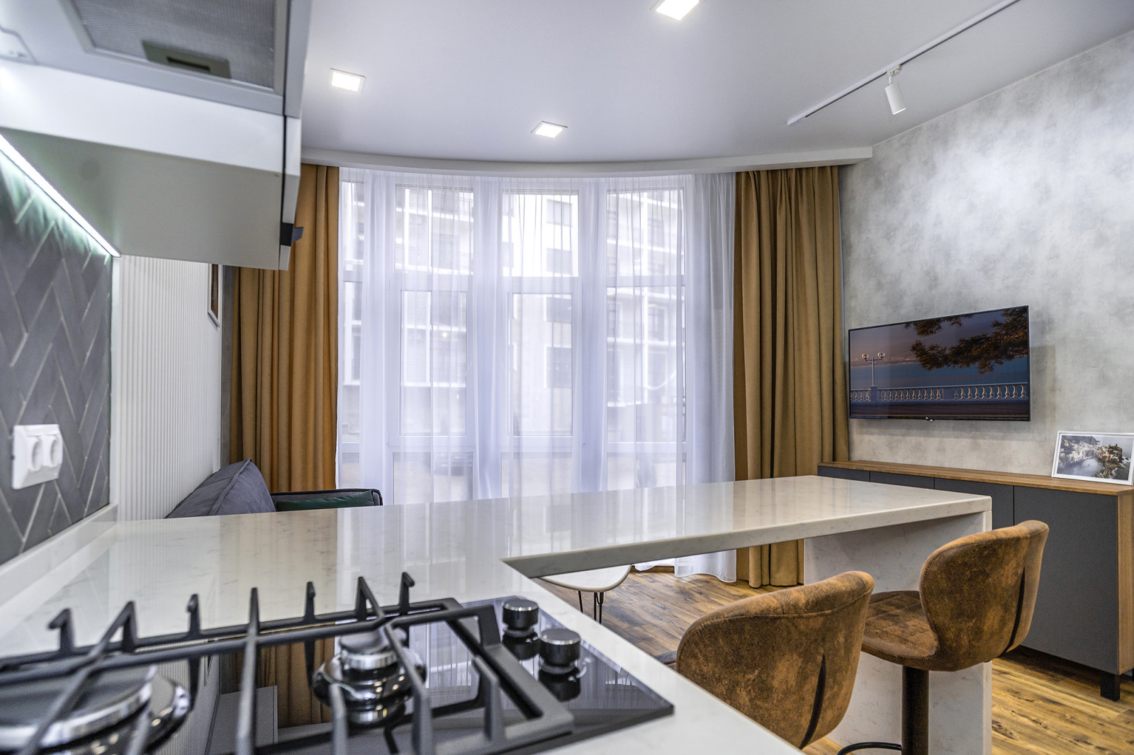 Изумрудный город РЕАЛИЗАЦИЯ