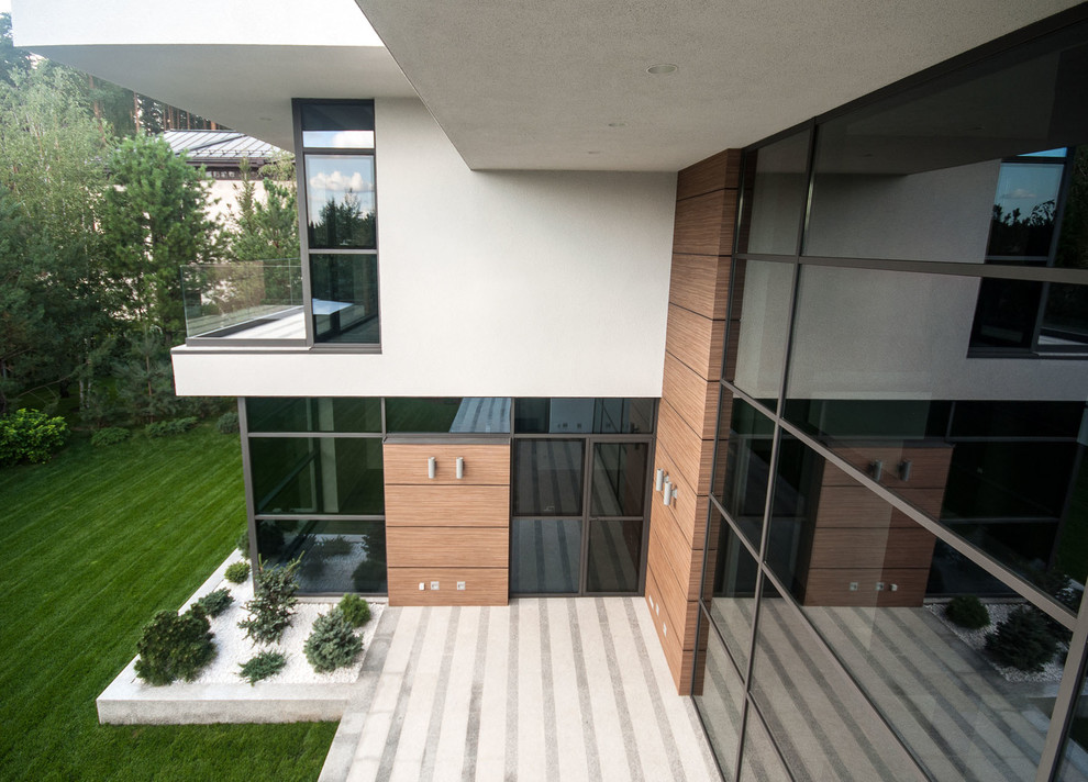 Остекление коттеджа в поселке БЕНИЛЮКС на алюминиевой системе REYNAERS