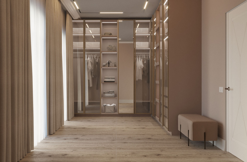 Обложка проекта: Дом для семьи. Гардероб.