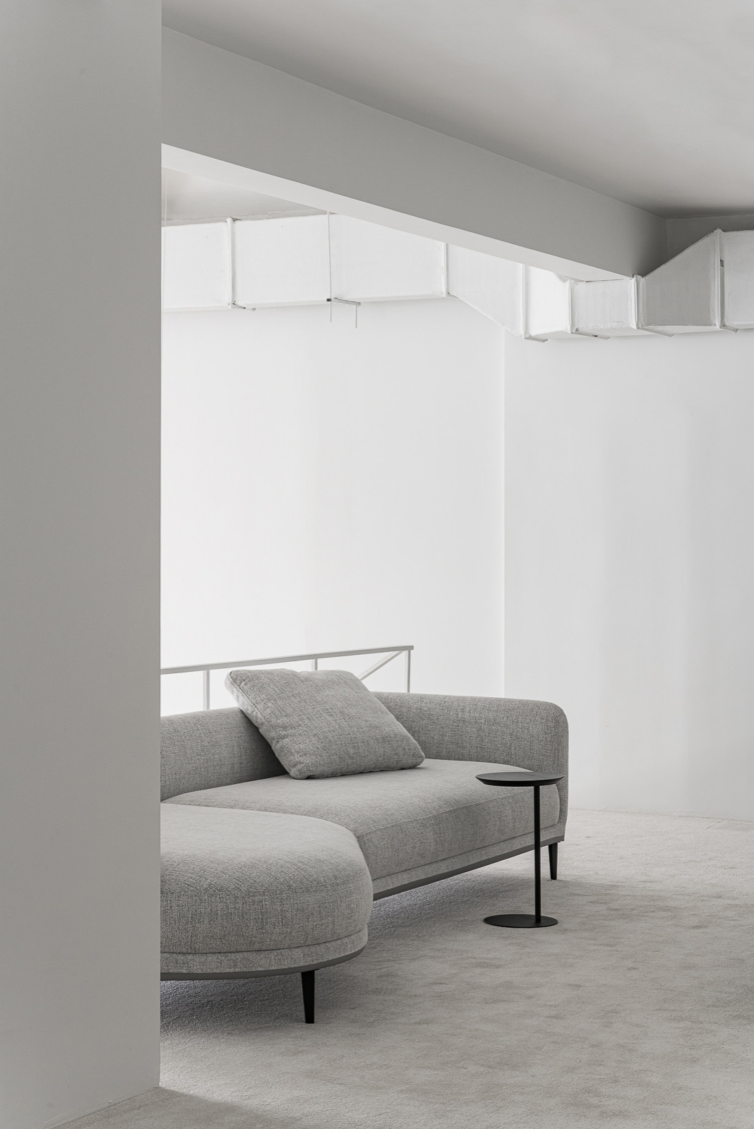 Д-2203  | Шоурум мебели "Mononova" в Москве