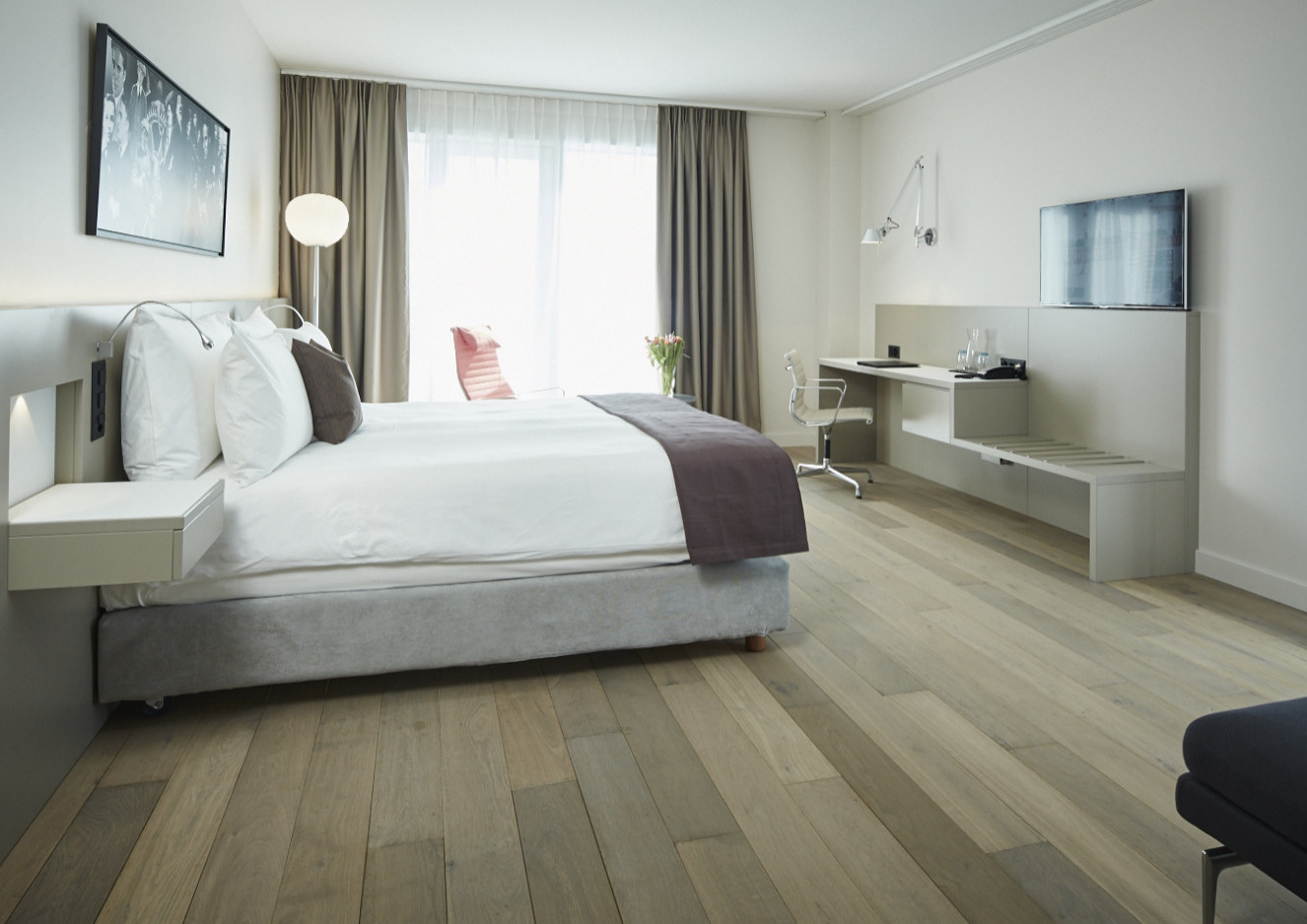 Modern Times Hotel,2016