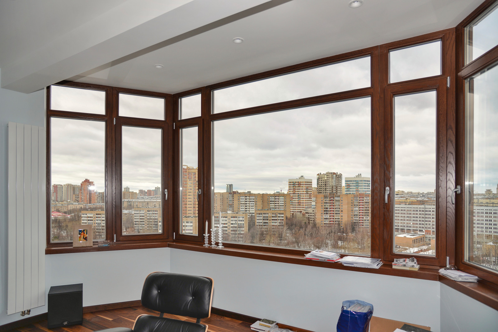 Окна из дуба без шипа с алюминиевым окладом. Дерево-алюминиевые окна.