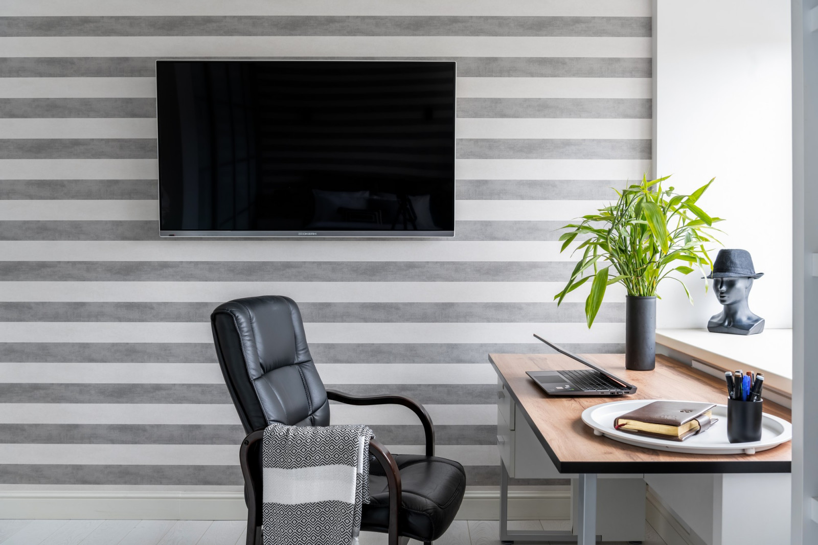 БЕЛОСНЕЖНАЯ ОПОЧИВАЛЬНЯ