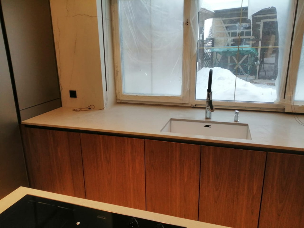 Столешница, остров и барная стойка из кварцевого агломерата