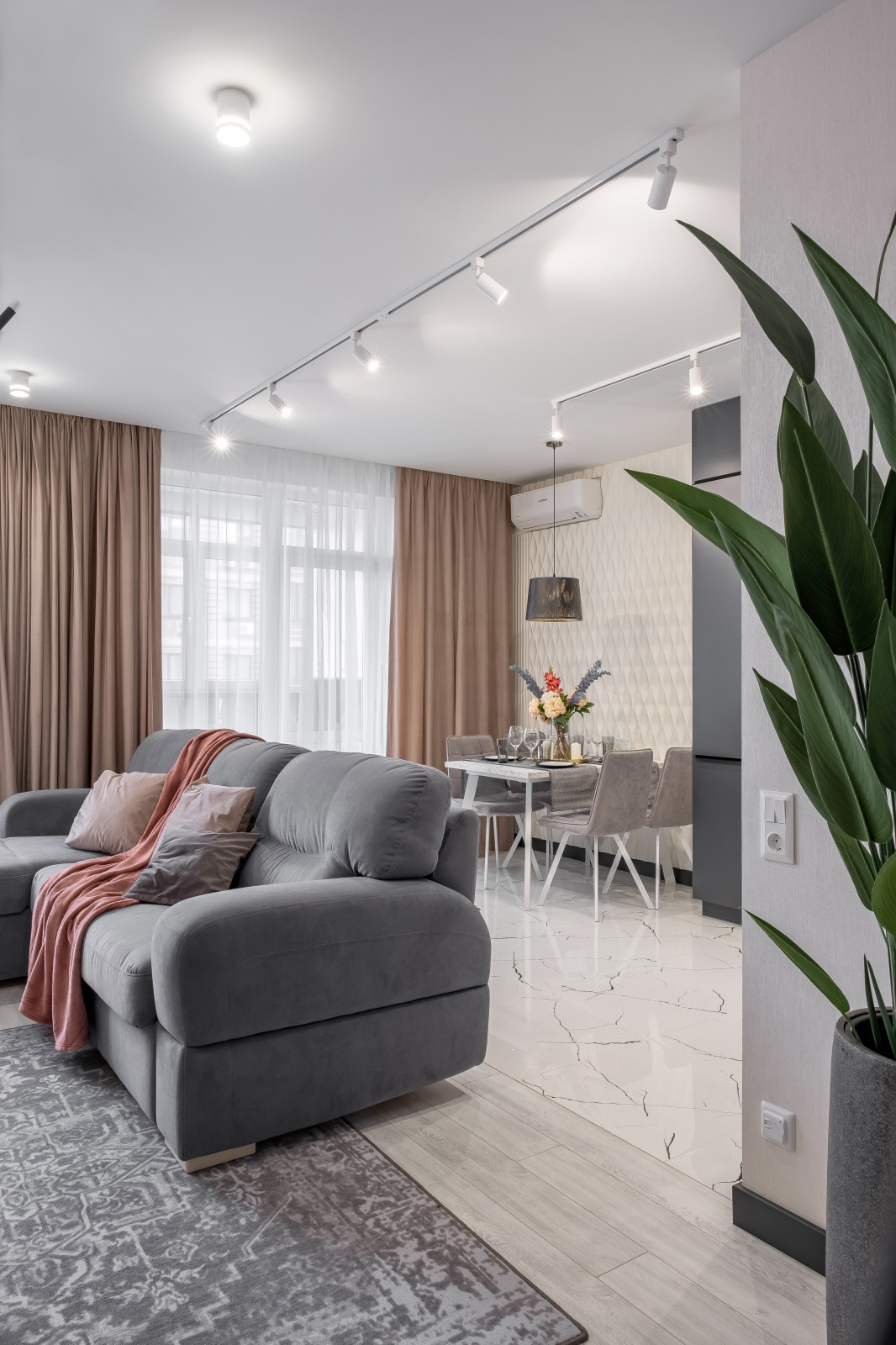 Квартира в цвете антрацит