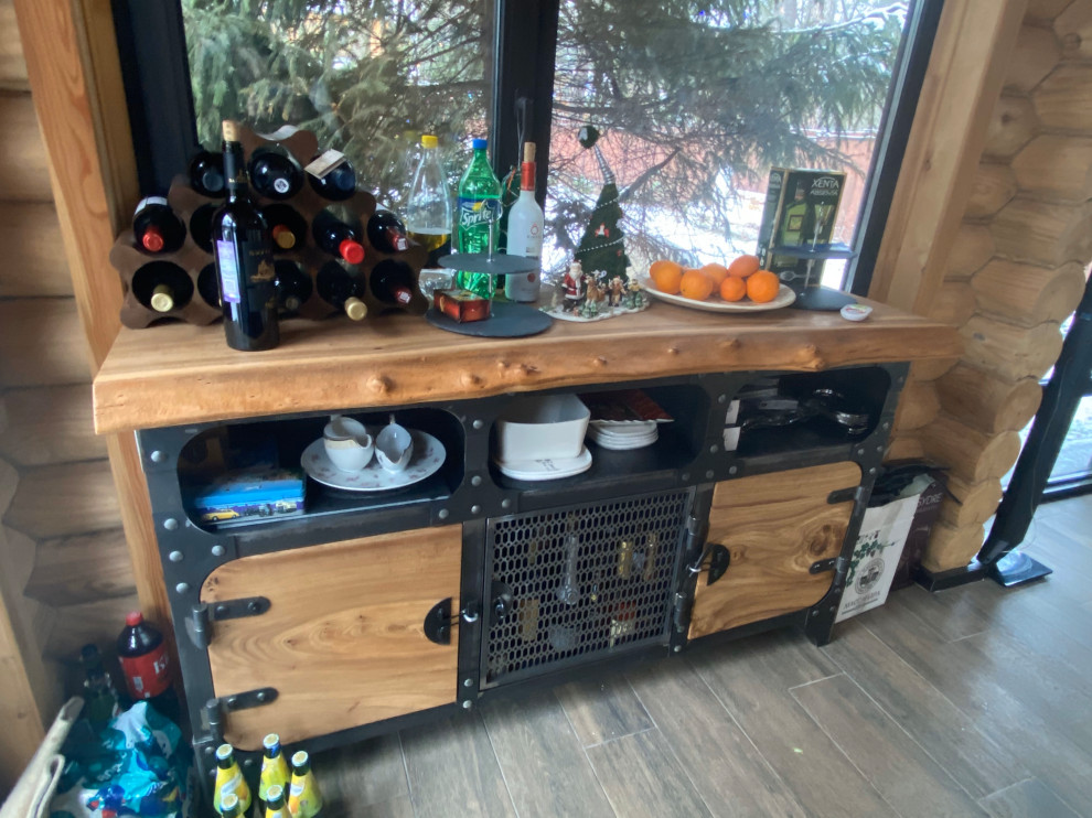 Бар из металла