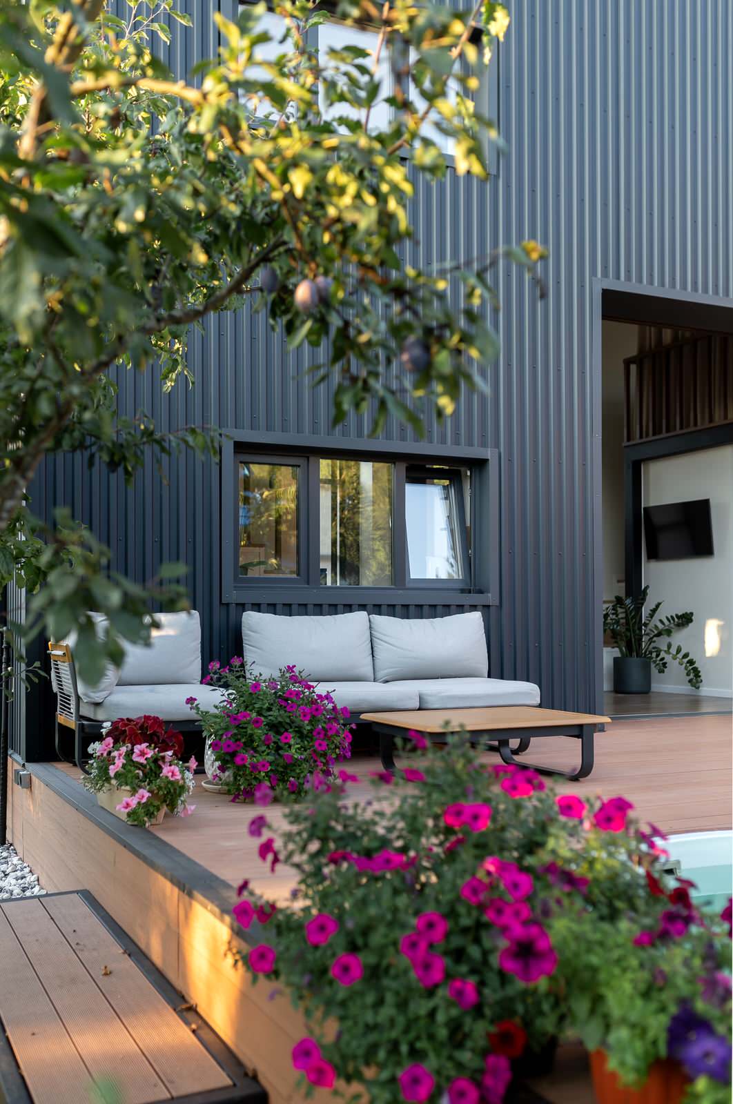 КОМПАКТНЫЙ ДОМ